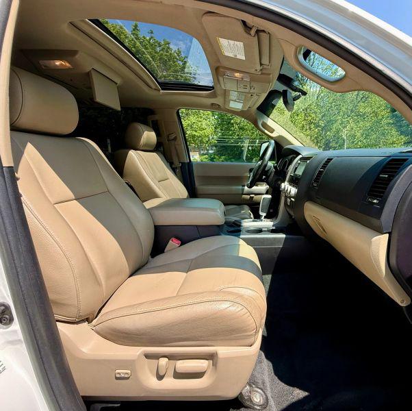 2016 Toyota Sequoia Limited 5.7L V8