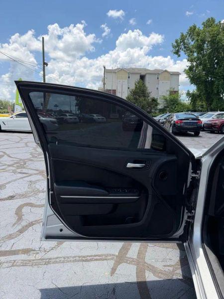 2021 Dodge Charger SXT RWD