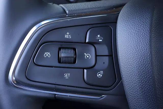 2026 Buick NV Sport Touring FWD