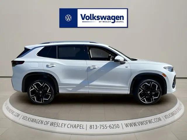 2026 Volkswagen Tiguan SEL R-Line Turbo