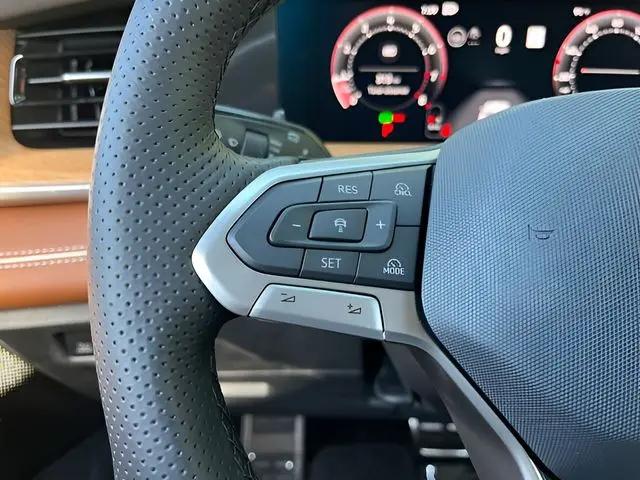2026 Volkswagen Tiguan SEL R-Line Turbo