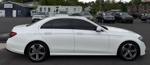 2018 Mercedes-Benz E-CLASS E 300 E 300
