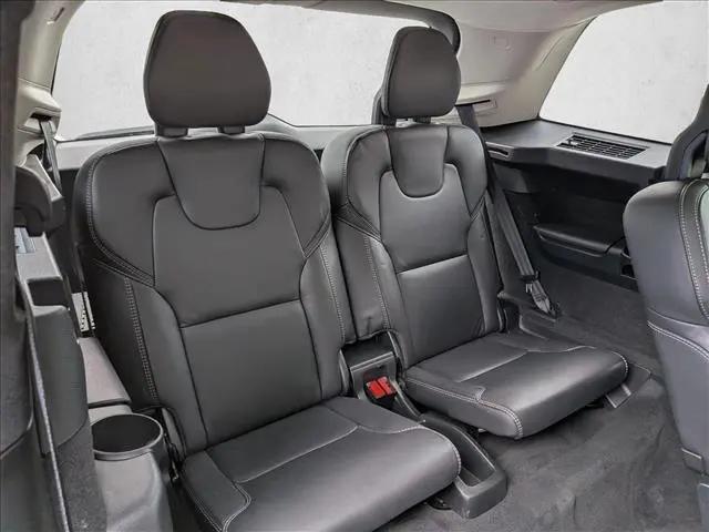 2024 Volvo XC90 Recharge T8 Ultimate 6-Seater