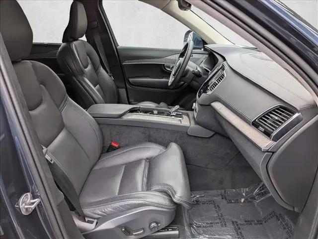 2024 Volvo XC90 Recharge T8 Ultimate 6-Seater