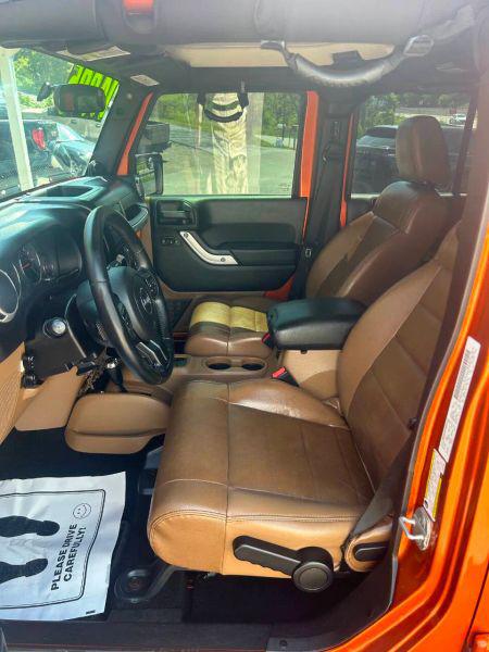 2011 Jeep Wrangler Unlimited Sahara