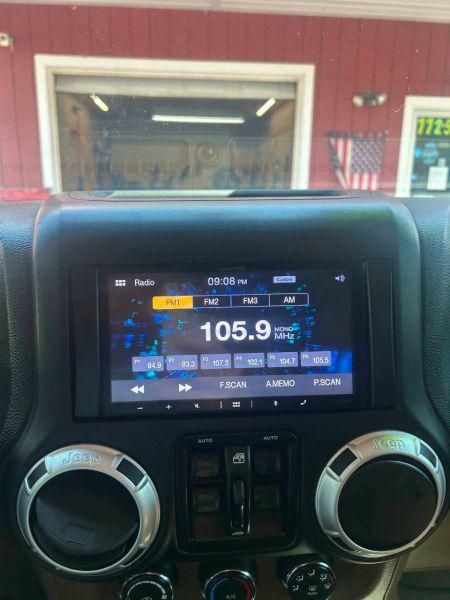 2011 Jeep Wrangler Unlimited Sahara