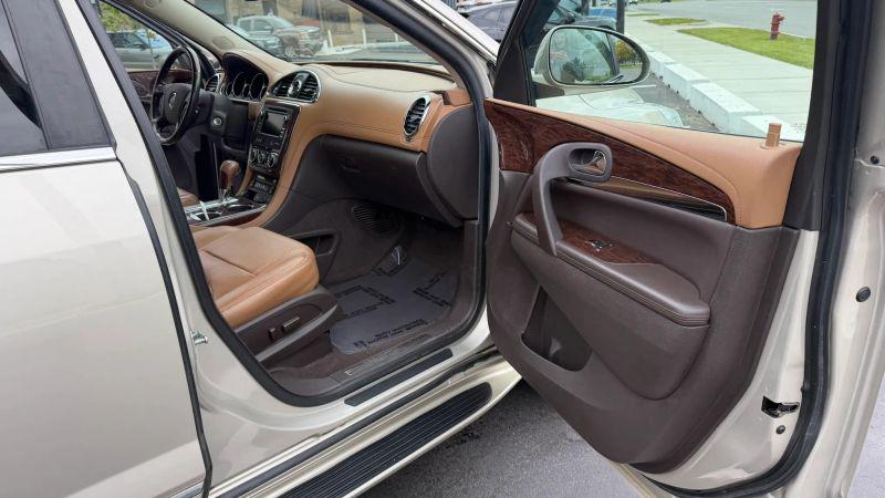 2017 Buick Enclave Leather