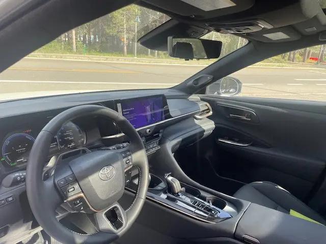 2025 Toyota Crown Signia Limited