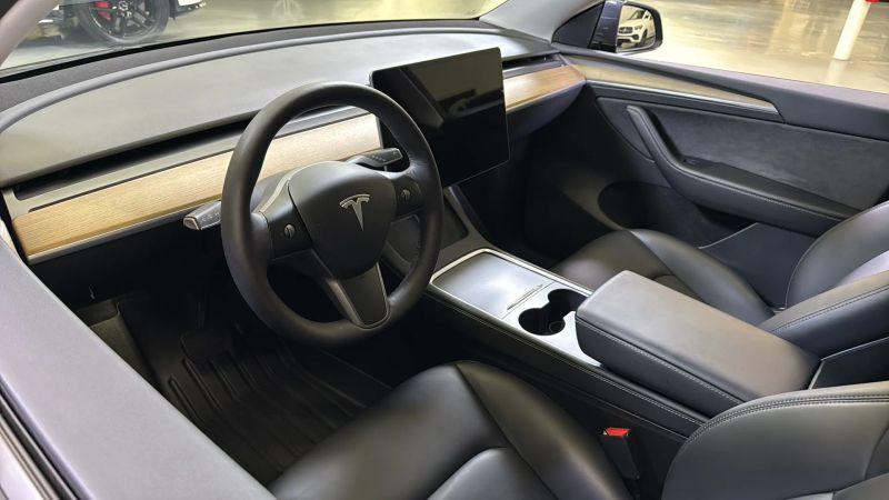 2023 Tesla Model Y Long Range Dual Motor All-Wheel Drive