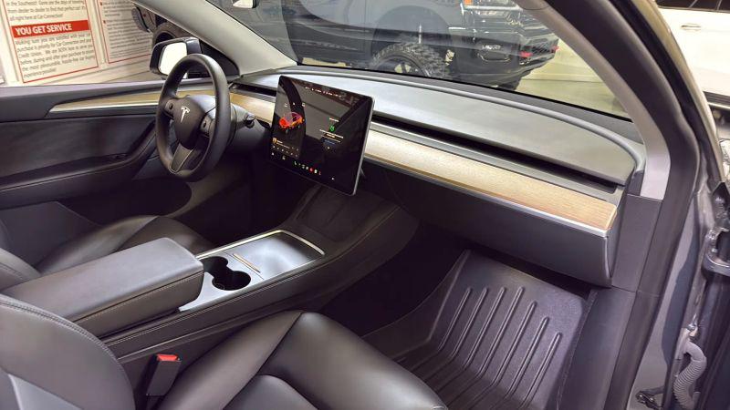 2023 Tesla Model Y Long Range Dual Motor All-Wheel Drive