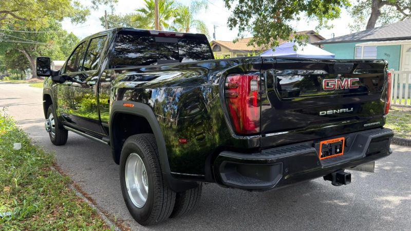 2025 GMC Sierra 3500HD Denali