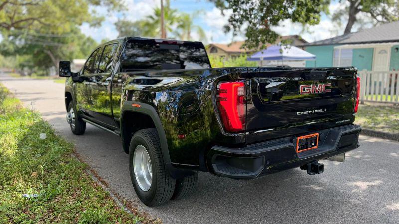 2025 GMC Sierra 3500HD Denali