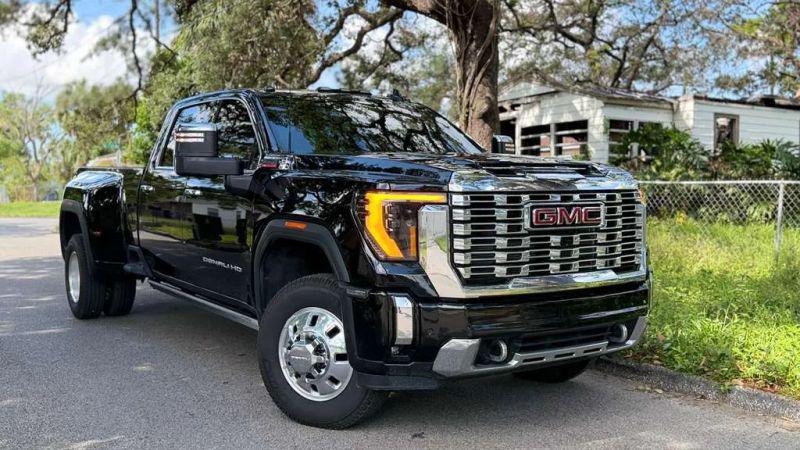 2025 GMC Sierra 3500HD Denali