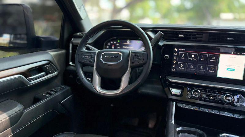 2025 GMC Sierra 3500HD Denali