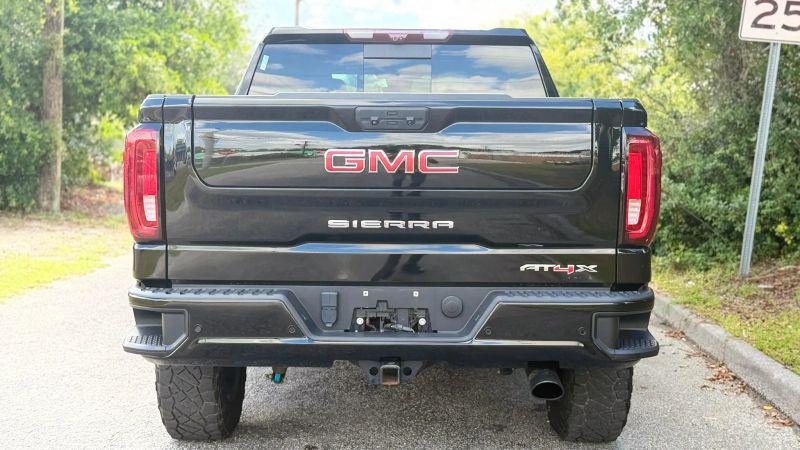 2023 GMC Sierra 1500 4WD Crew Cab Short Box AT4X