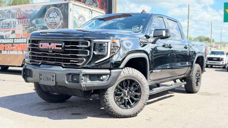 2023 GMC Sierra 1500 4WD Crew Cab Short Box AT4X
