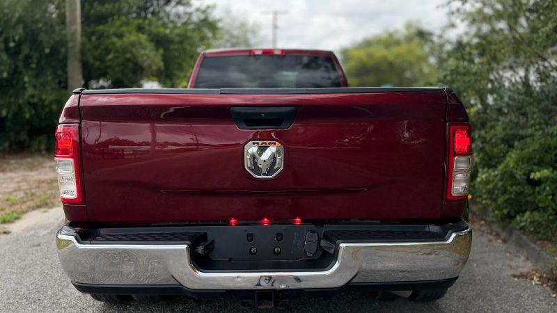 2019 Ram 3500 Tradesman Crew Cab 4x4 8' Box