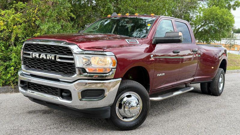 2019 Ram 3500 Tradesman Crew Cab 4x4 8' Box