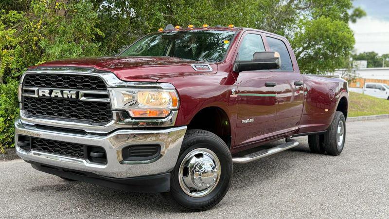 2019 Ram 3500 Tradesman Crew Cab 4x4 8' Box