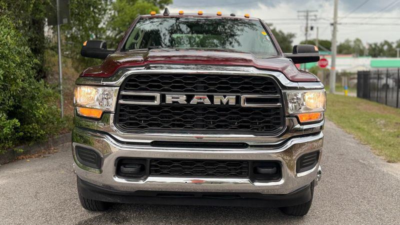 2019 Ram 3500 Tradesman Crew Cab 4x4 8' Box