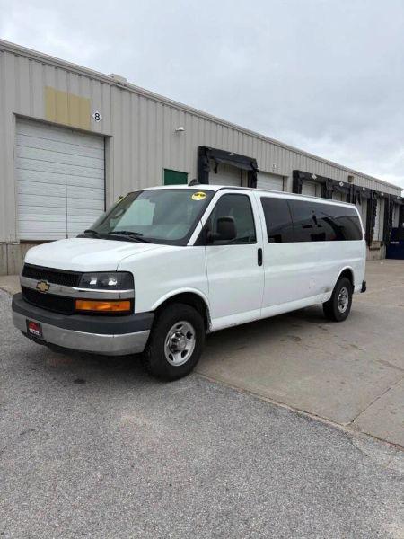 2016 Chevrolet Express LT