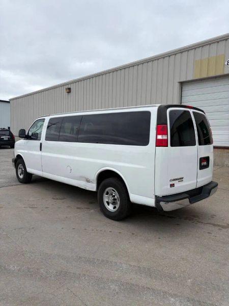 2016 Chevrolet Express LT