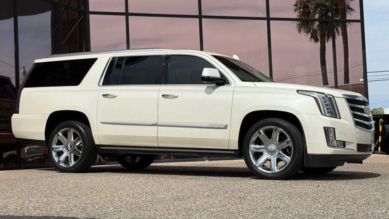 2015 Cadillac Escalade ESV Premium