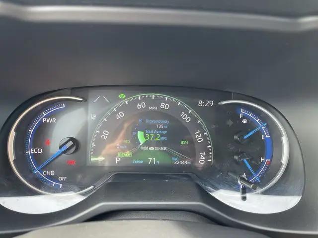2025 Toyota RAV4 Hybrid XLE