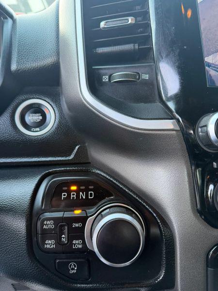 2020 Ram 1500 Big Horn Crew Cab 4x4 5'7" Box