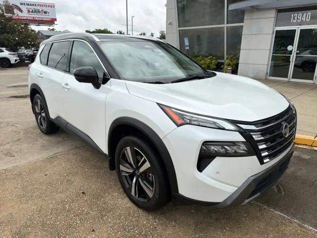 2024 Nissan Rogue SL FWD