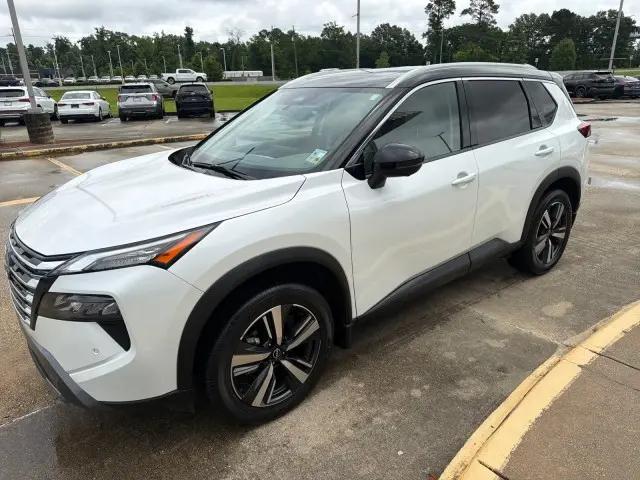 2024 Nissan Rogue SL FWD