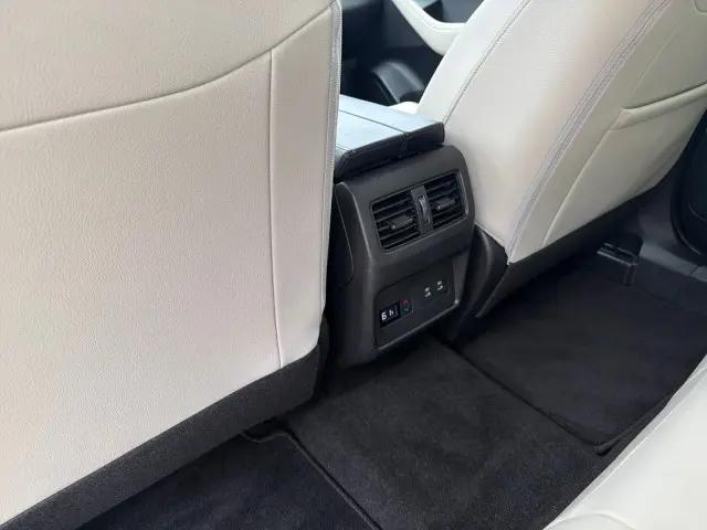2024 Nissan Rogue SL FWD