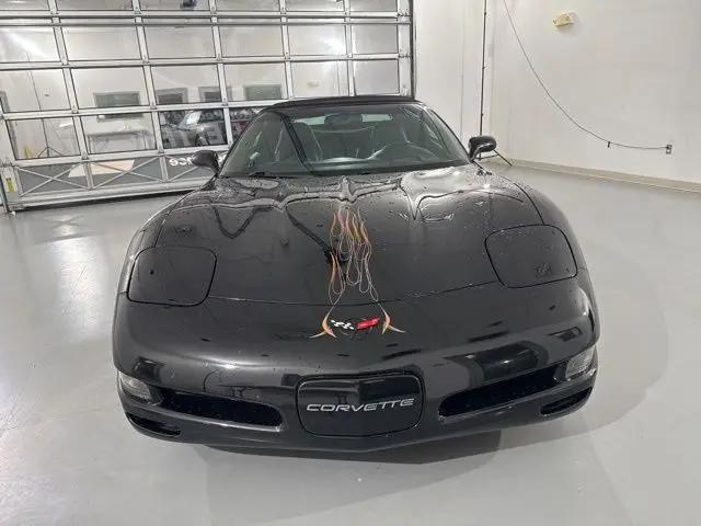 2001 Chevrolet Corvette Base
