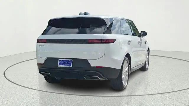 2025 Land Rover Range Rover Sport P360 SE