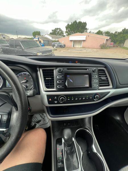 2015 Toyota Highlander LE V6