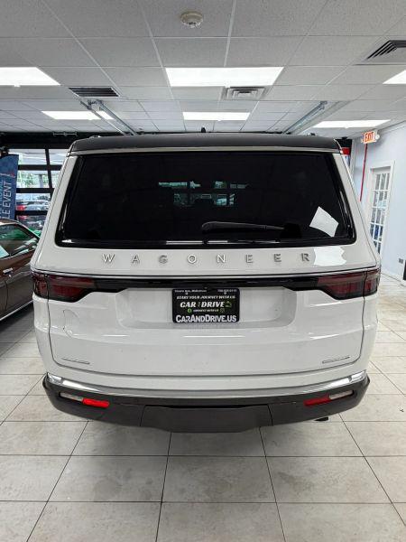 2022 Jeep Wagoneer Series III 4x4