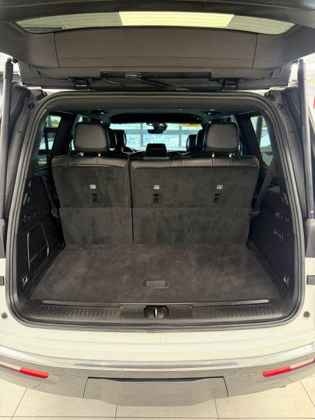 2022 Jeep Wagoneer Series III 4x4