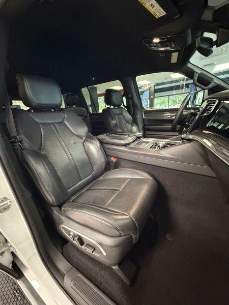 2022 Jeep Wagoneer Series III 4x4