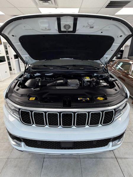 2022 Jeep Wagoneer Series III 4x4