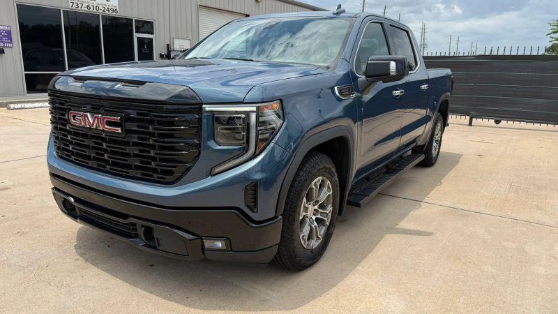 2024 GMC Sierra 1500 4WD Crew Cab Short Box SLT