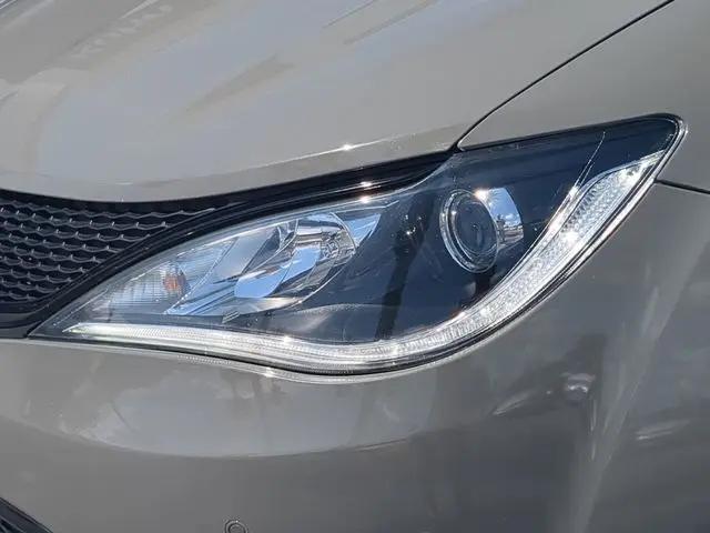 2020 Chrysler Pacifica Hybrid Red S Edition