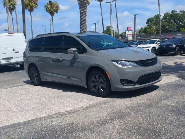 2020 Chrysler Pacifica Hybrid Red S Edition