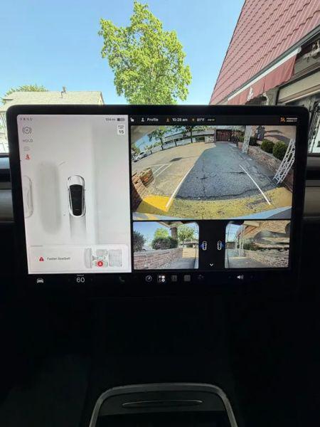 2022 Tesla Model Y Long Range Dual Motor All-Wheel Drive