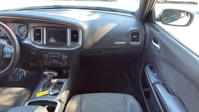2019 Dodge Charger SXT RWD
