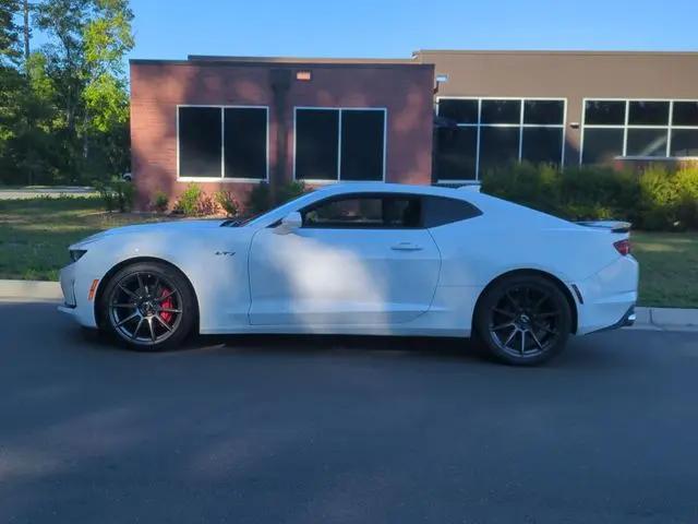 2020 Chevrolet Camaro RWD Coupe LT1