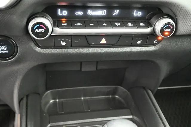 2024 Mazda CX-50 2.5 S Preferred