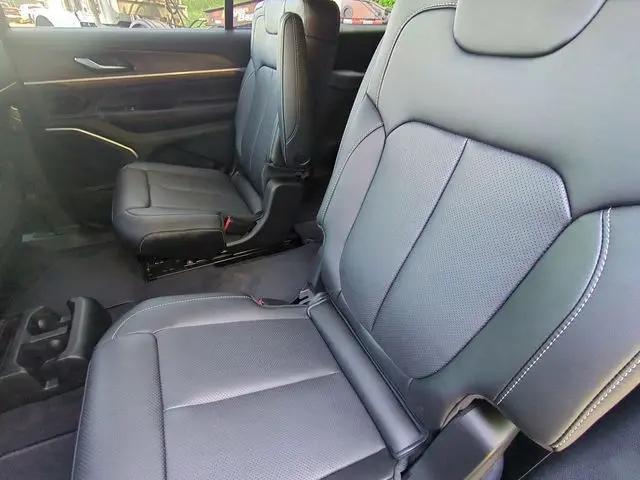 2026 Jeep Grand Cherokee L Limited Reserve