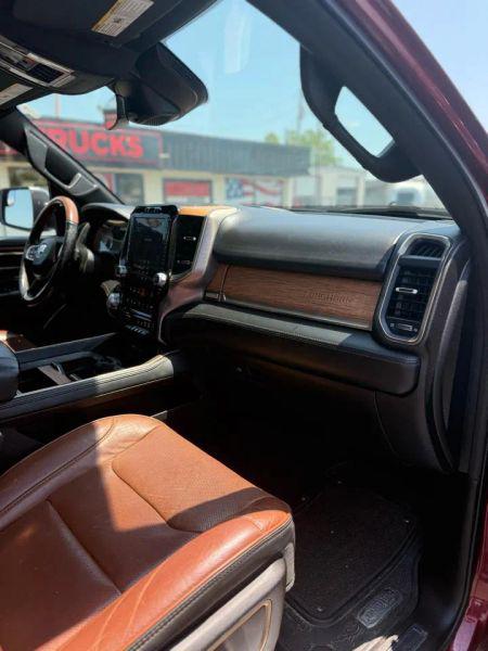 2019 Ram 1500 Longhorn Crew Cab 4x4 6'4" Box