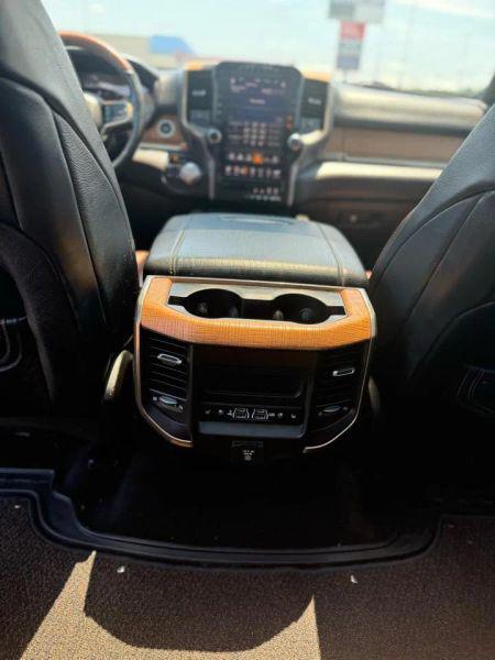 2019 Ram 1500 Longhorn Crew Cab 4x4 6'4" Box