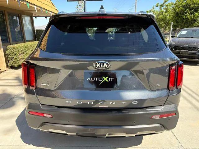 2021 Kia Sorento S
